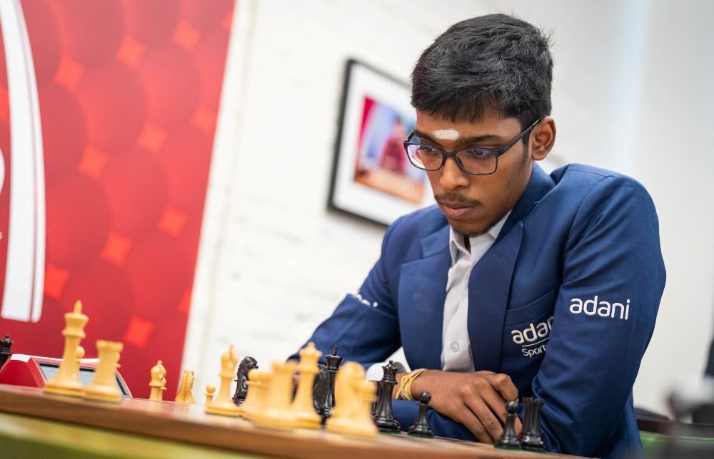 Saint Louis Blitz 2026: Praggnanandhaa increases his sole lead