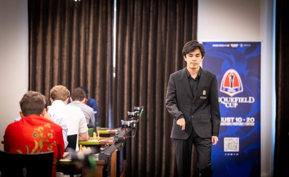 Sinquefield Cup 2026: Keymer crumbles against Sindarov